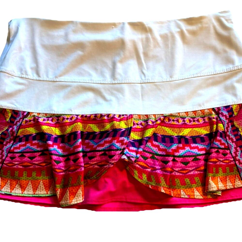 Lucky in Love Aztec Scallop Skirt M Neon Pink Tennis Skort Boho Tropical Golf